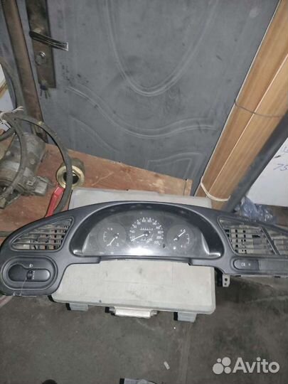Продам панель Шевроле Ланос
