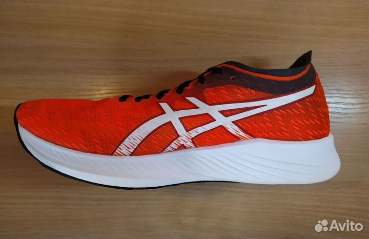 Asics Magic Speed