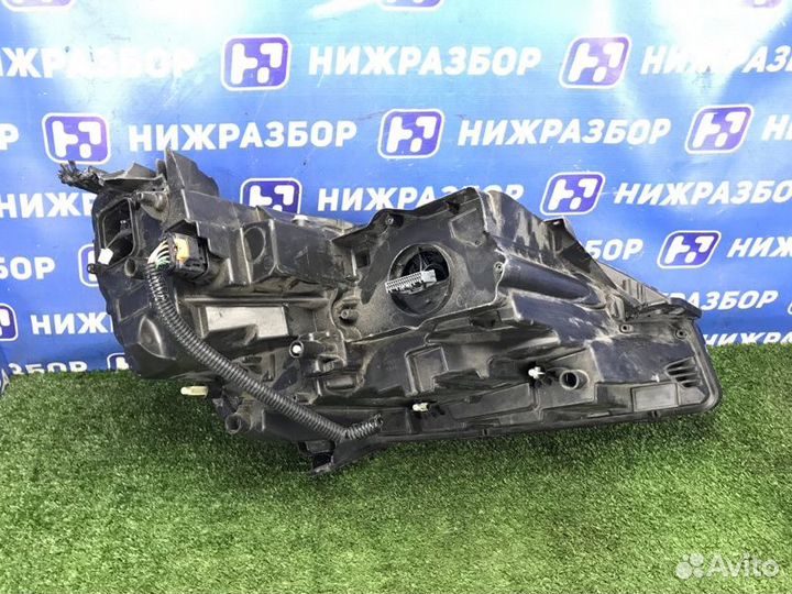 Фара передняя левая Peugeot 3008