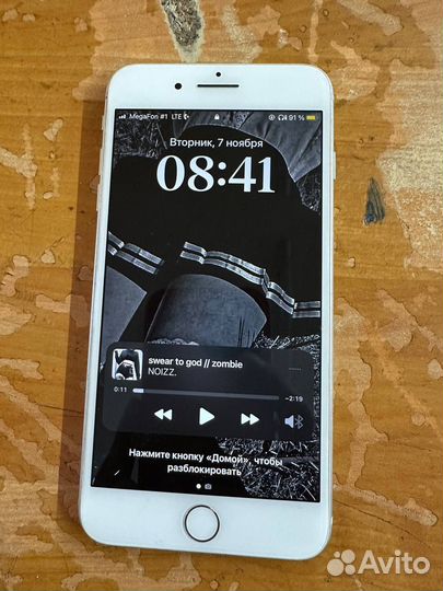 iPhone 8 Plus, 64 ГБ