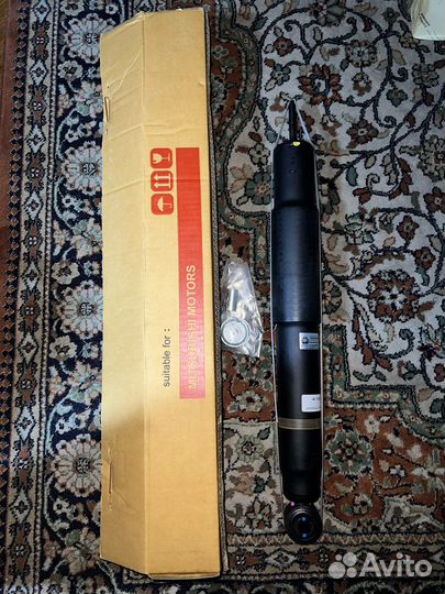 Амортизатор задний Паджеро 3 4