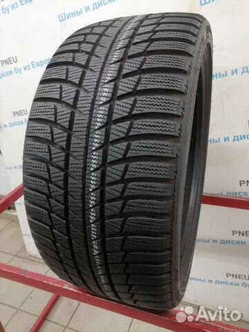 Bridgestone Blizzak LM-001 255/35 R19 106V