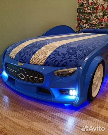 Красивая и качественная кровать машинка