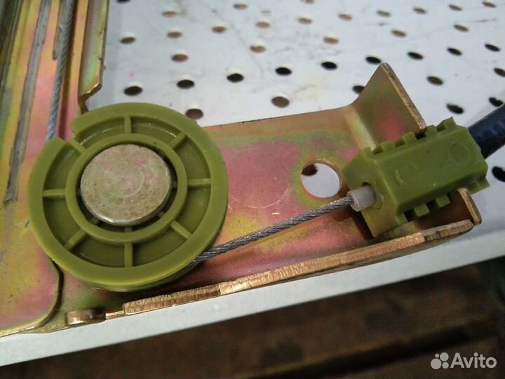 Стеклоподъемник электр. задний левый lifan Breez