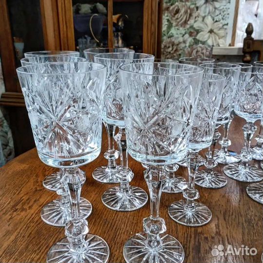 Хрустальные бокалы, фужеры и рюмки презент гхз