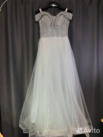 Платье на выпускной вечер