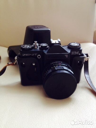 Фотоаппарат Зенит-ем с объективом Гелиос