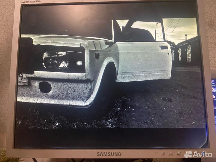 Монитор 19 дюймов