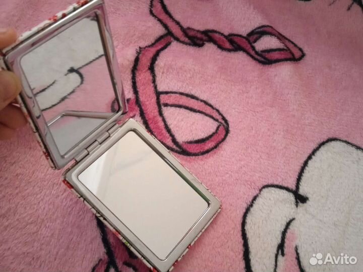 Зеркало складное компактное