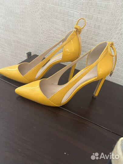 Босоножки женские zara, 38 размер