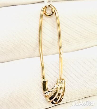 Золотая брошь