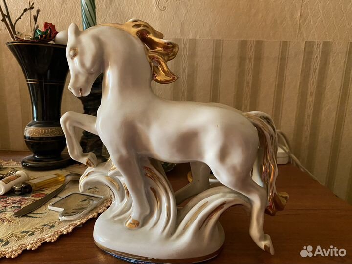 Статуэтка Конь лфз