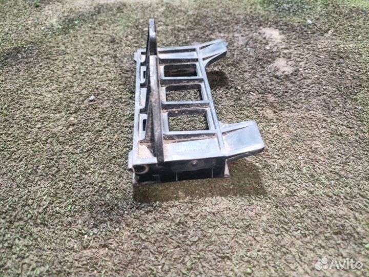 Кронштейн бампера задний Bmw 5-Series E39 M62B44