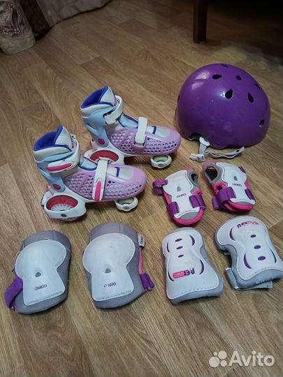 Роликовые коньки с набором защиты