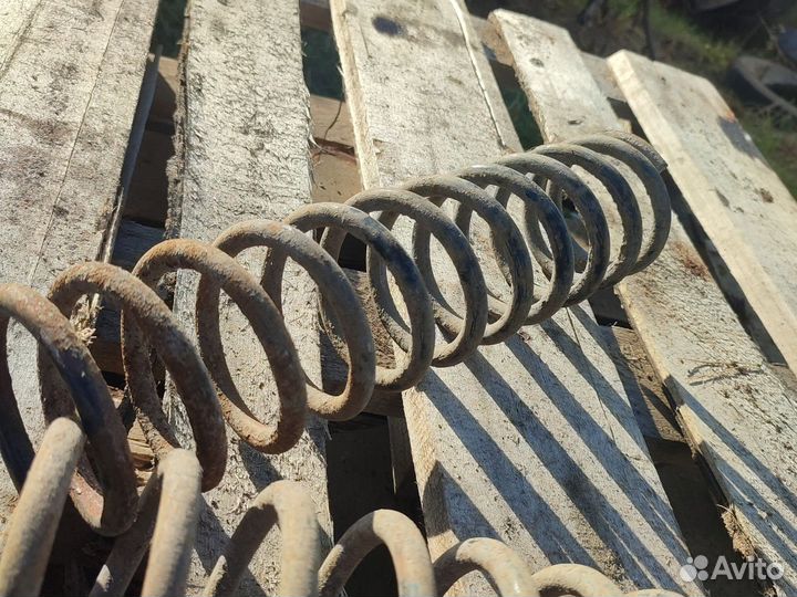 Ауди 80 В2 задние пружины
