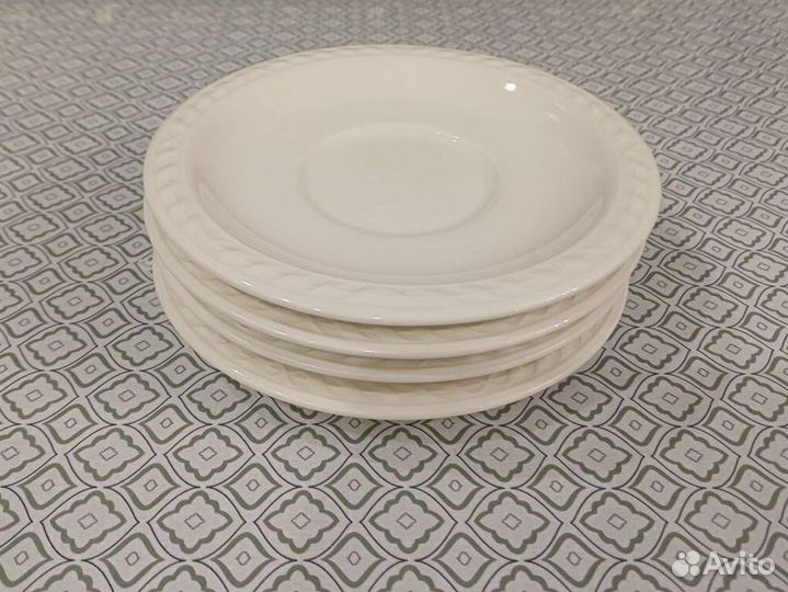 4 Чашки с блюдцем