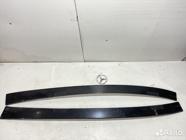 Молдинг крыши правый Мерседес 212 w212