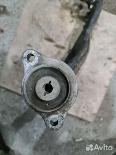 Рычаг передний левый Mercedes W639