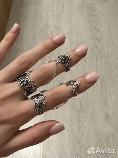 Серебряные кольца