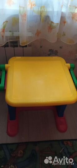 Детский стол со стулом бу