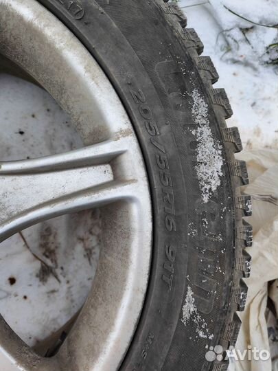 Laufenn I Fit Ice LW 71 205/55 R16 91T