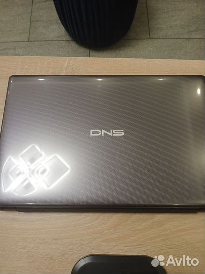 Ноутбук DNS i7