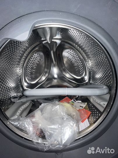 Встраиваемая стиральная машина whirlpool