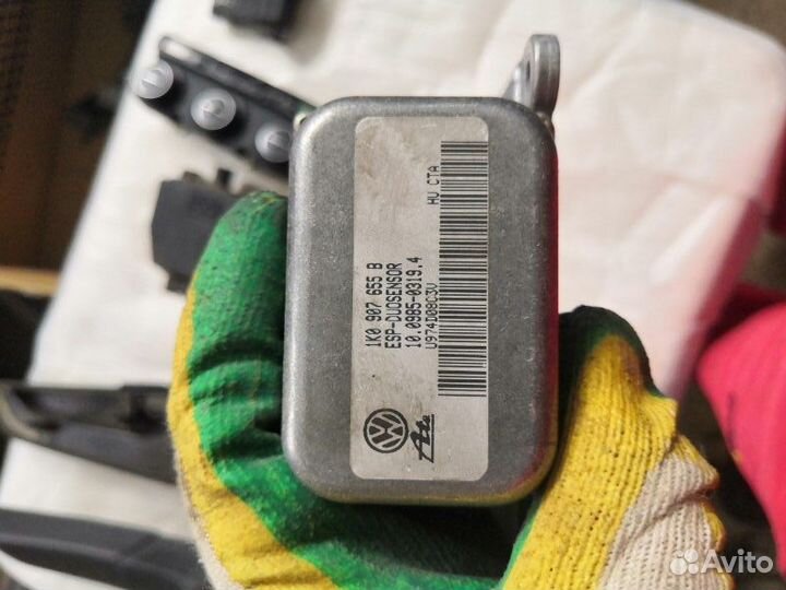 Датчик ускорения Volkswagen Touran 1 2004