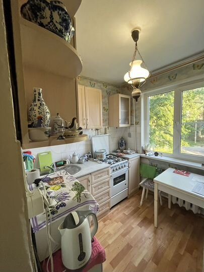 2-к. квартира, 43 м², 2/5 эт.