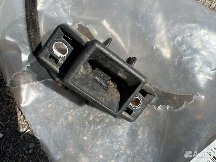 Замок багажника renault clio 2