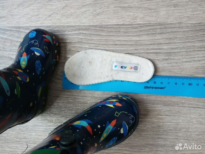 Детские резиновые сапоги