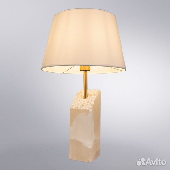 Настольная лампа Arte Lamp 