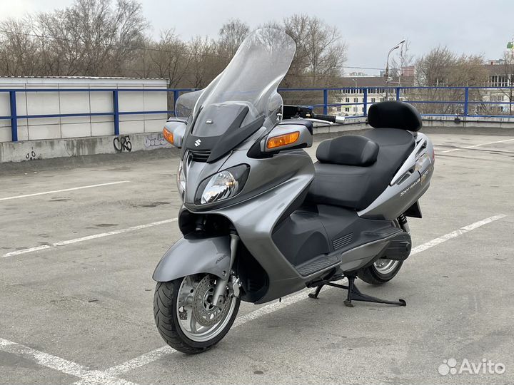 Suzuki Burgman SkyWave 650 LX