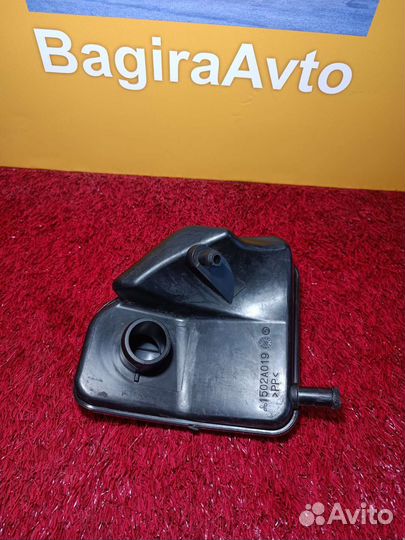 Резонатор воздушного фильтра Mitsubishi