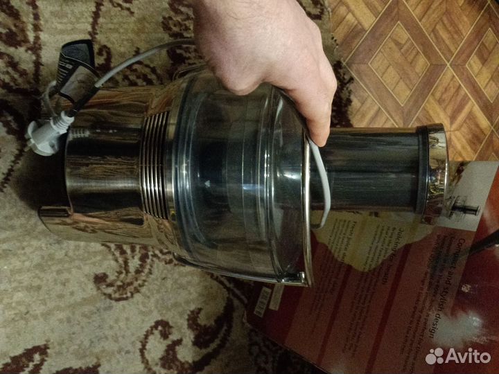 Соковыжималка Bork JU CUP 22090 SI