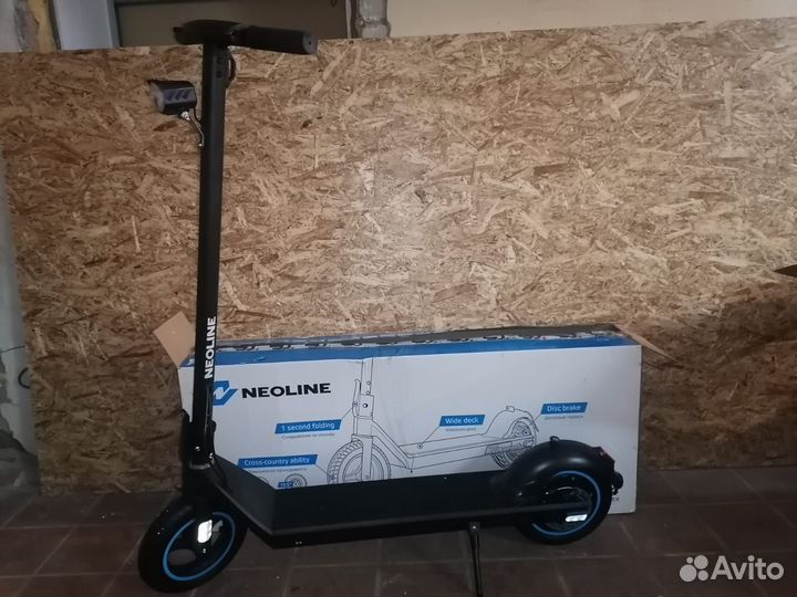 Электросамокат Neoline T24