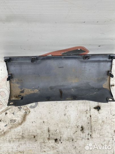 Lexus Lx570 Заглушка заднего бампера