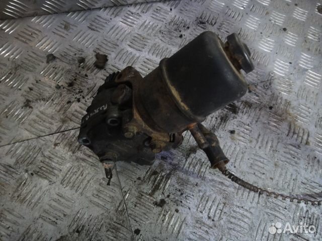 Насос гур Pajero (00-06) на запчасти б\у