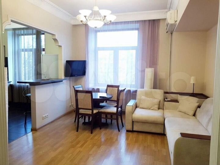 2-к. квартира, 57 м², 4/8 эт.