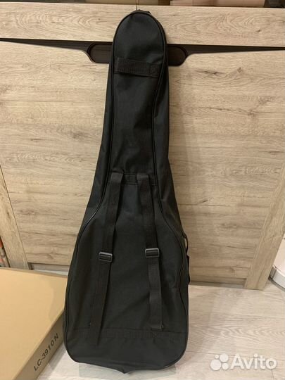 Гитара классическая с чехлом