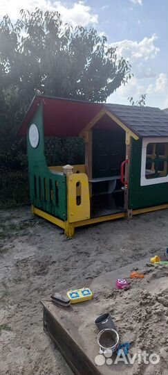 Детский домик уличный