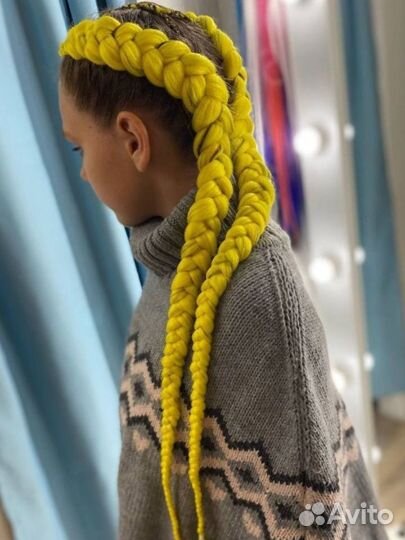 Канекалон, стрижки,окрашивание,прокол ушек