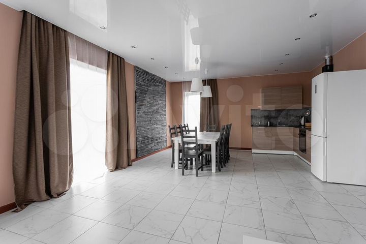 Коттедж 150 м² на участке 10 сот.