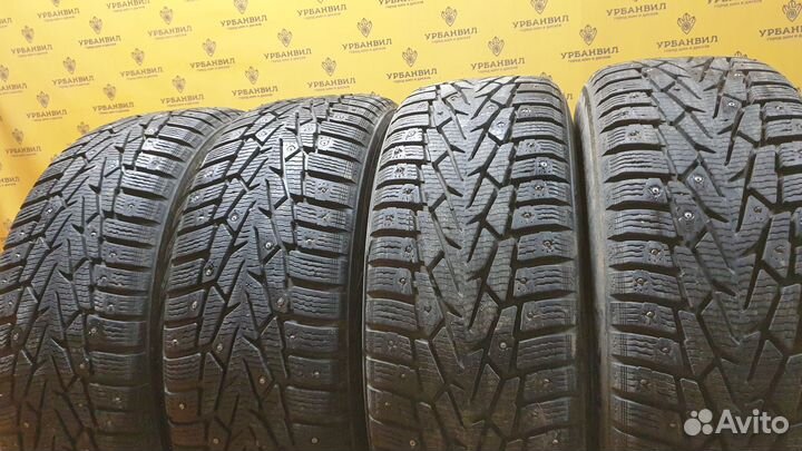 Nokian Tyres Hakkapeliitta 7 215/65 R16 102T