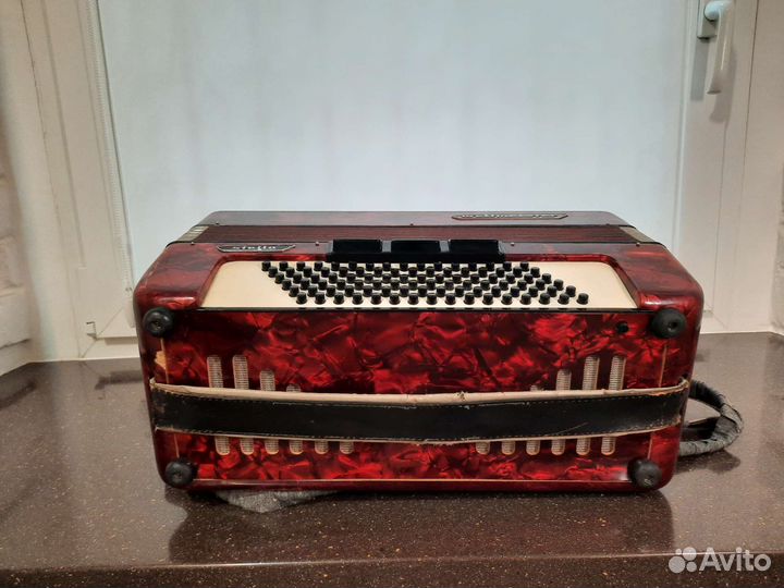 Аккордеон Weltmeister stella 7/8