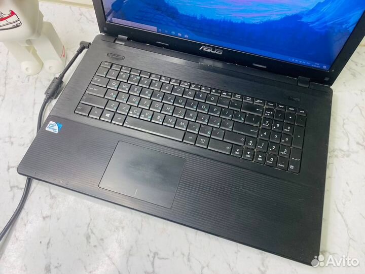 Asus X75A intel 2020m/RAM 8gb/SSD