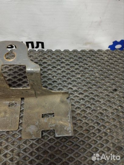 Кронштейн (крепление) Volvo FH4 21816510