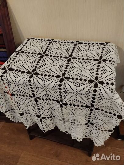 Вязаная скатерть крючком