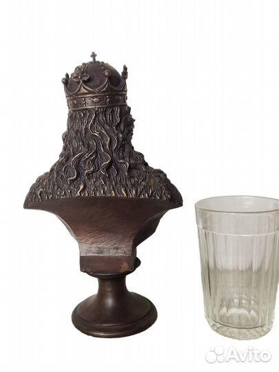 Бюст бронзовый 