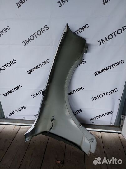 Крыло переднее левое BMW X3 E83